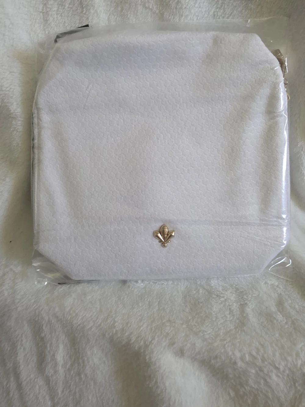 NIB Guerlain Paris Luxury White Velour Cosmetic Bag – Gold Bee Pouch